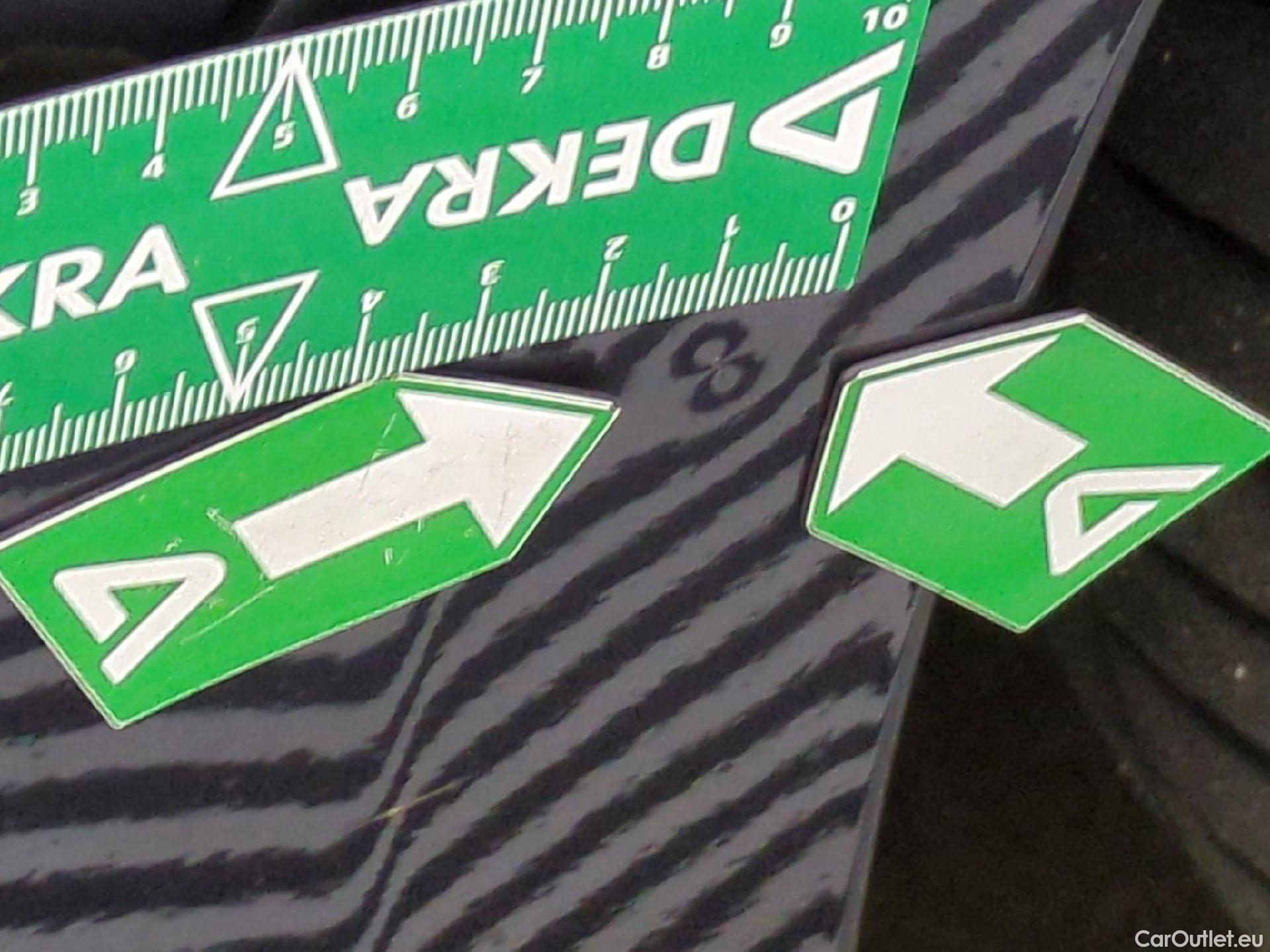  Tesla  Model 3 TESLA  / 2018 / 4P / Berline Autonomie Standard Plus RWD #37