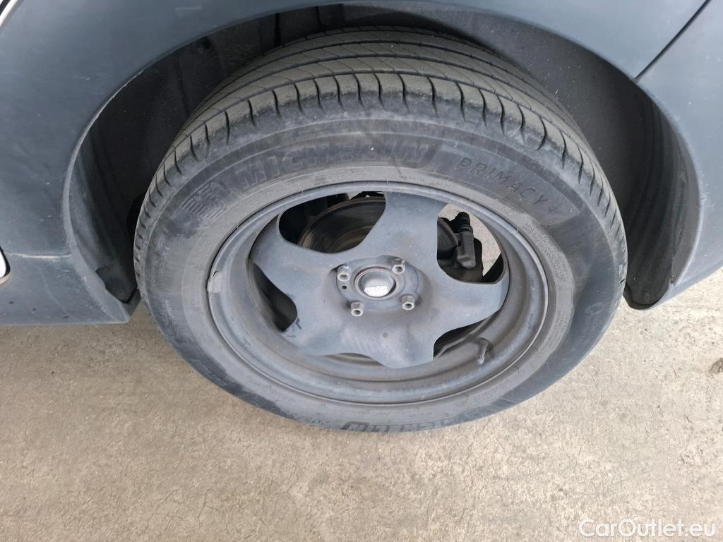  Citroen  C3  Société Feel 1.5 BlueHDI 100CV BVM6 E6dT #32