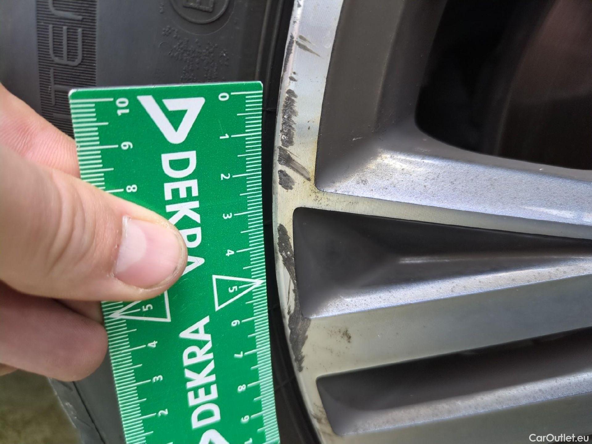  Renault  Megane  IV Estate Evolution 1.5 dCi 115CV BVA7 E6d #18