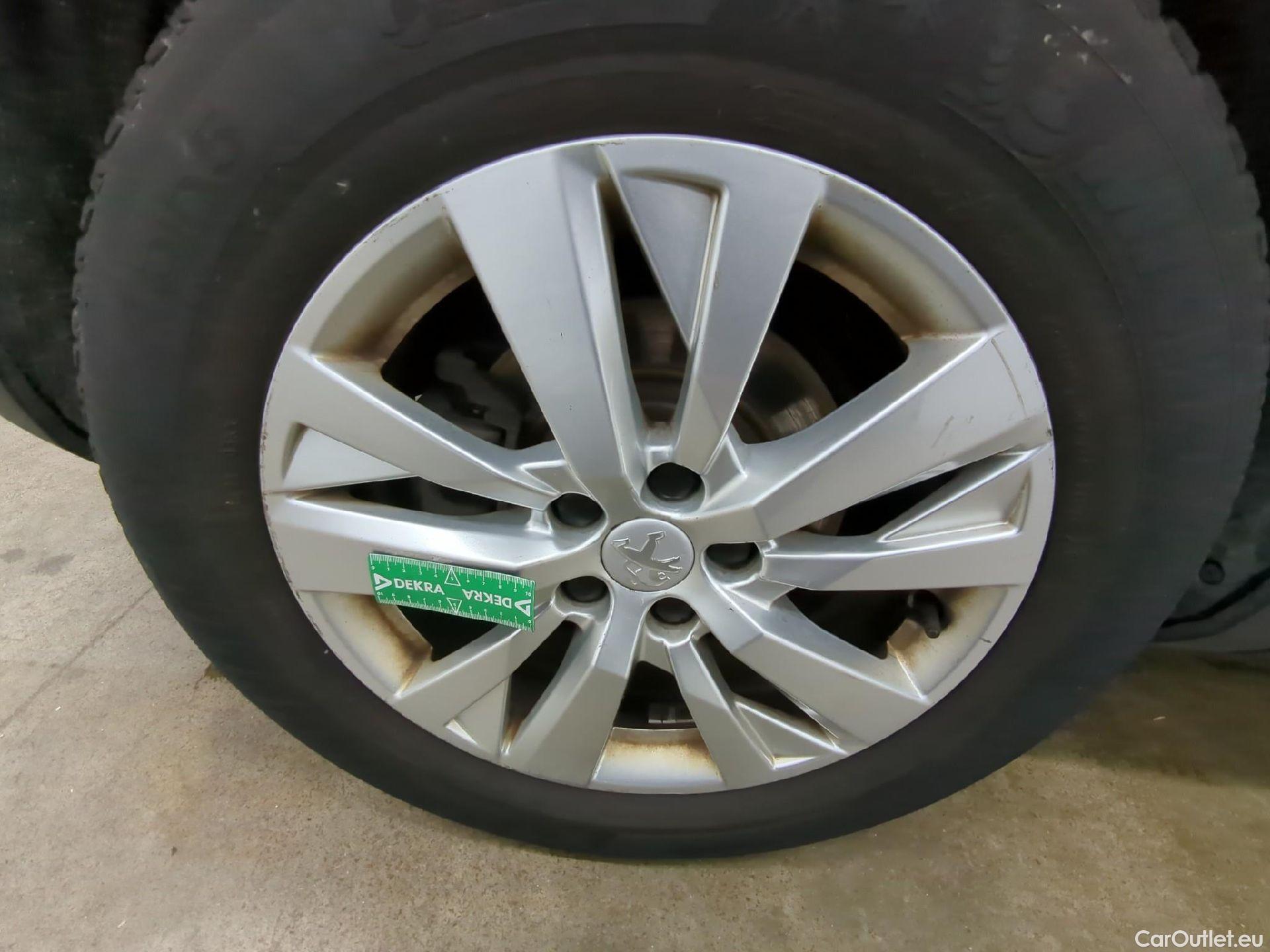  Peugeot  3008  Active Business 1.5 HDi 130CV BVA8 E6dT #14