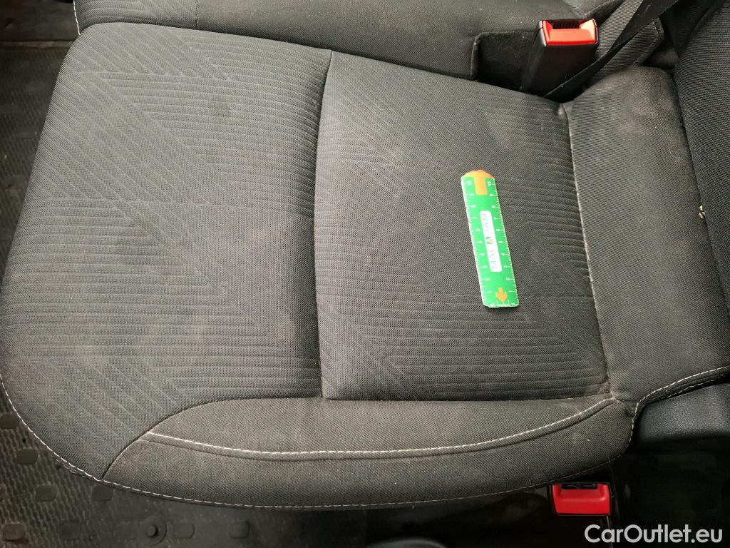  Renault  Trafic RENAULT  / 2021 / 4P / Fourgon tôlé FG GCF L2H1 3T Blue dCi 150 EDC #14