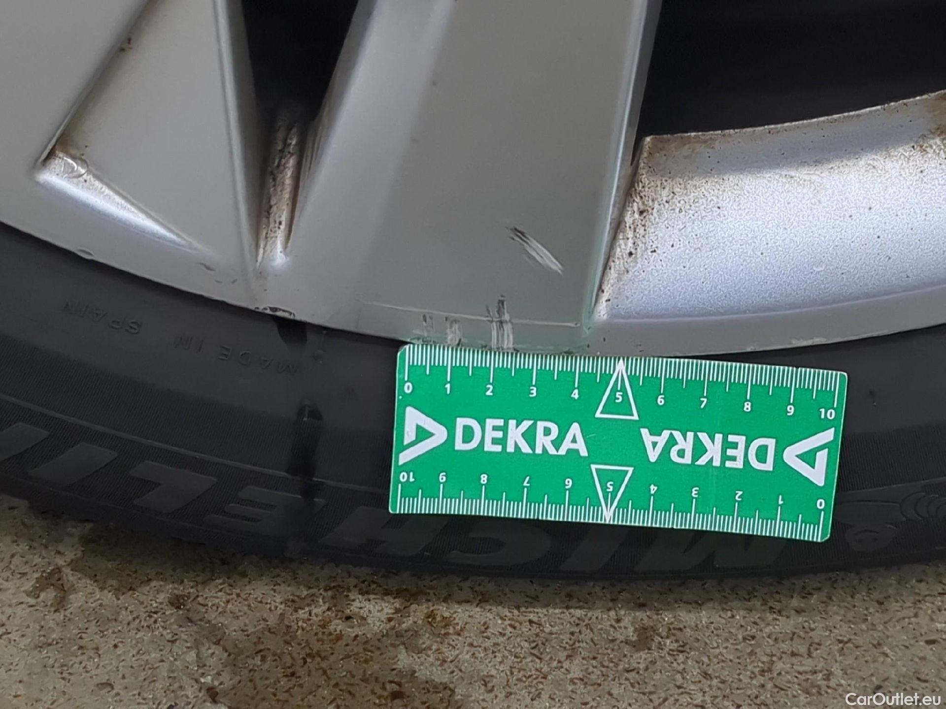  Peugeot  3008  Active Business 1.5 HDi 130CV BVA8 E6dT #9