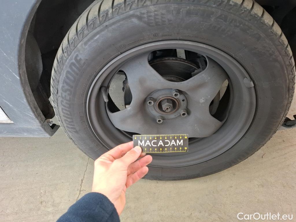  Citroen  C3  Société Feel 1.5 BlueHDI 100CV BVM6 E6dT #37