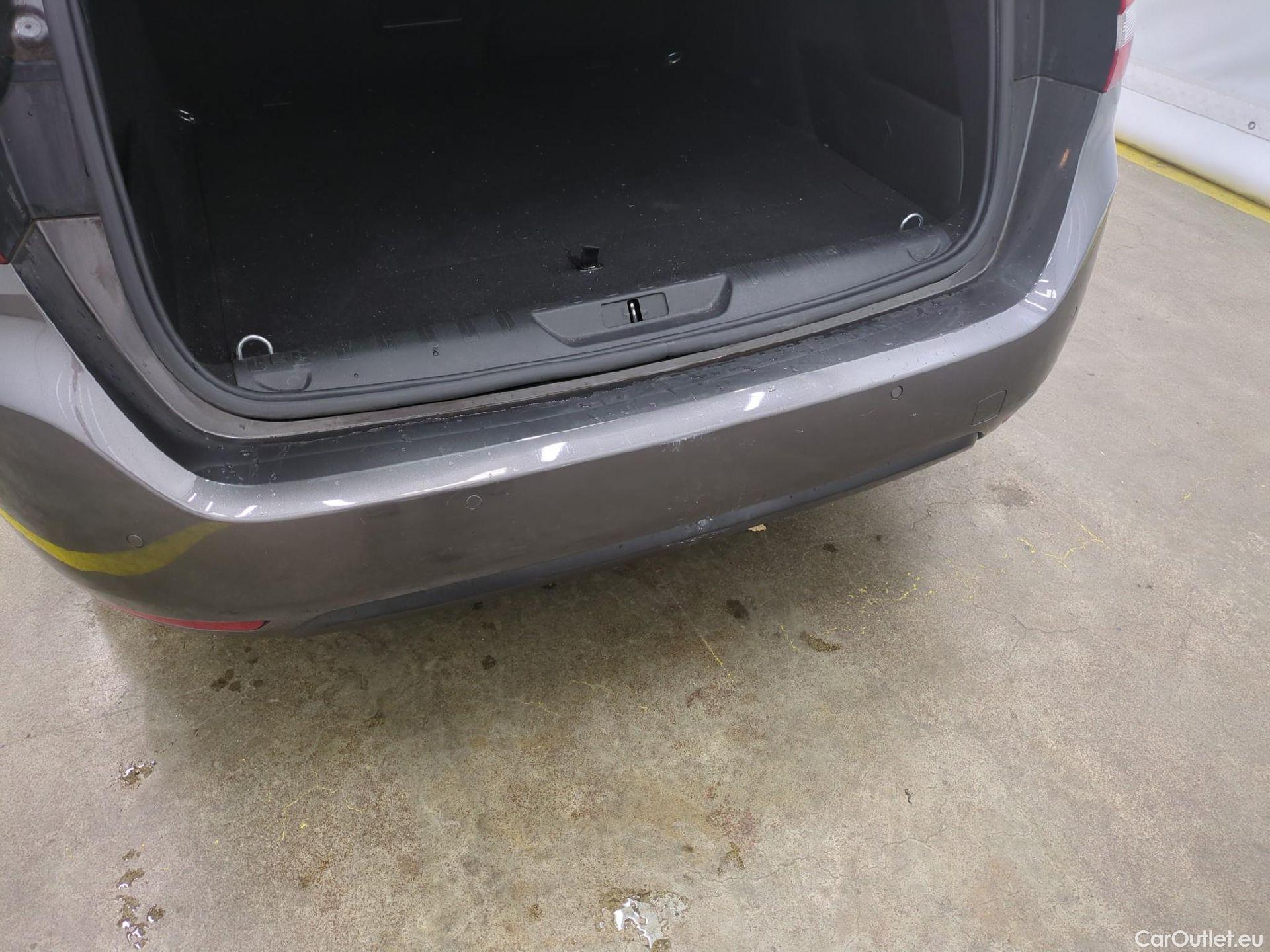  Peugeot  308  SW Active Business 1.5 HDi 130CV BVA8 E6d #38