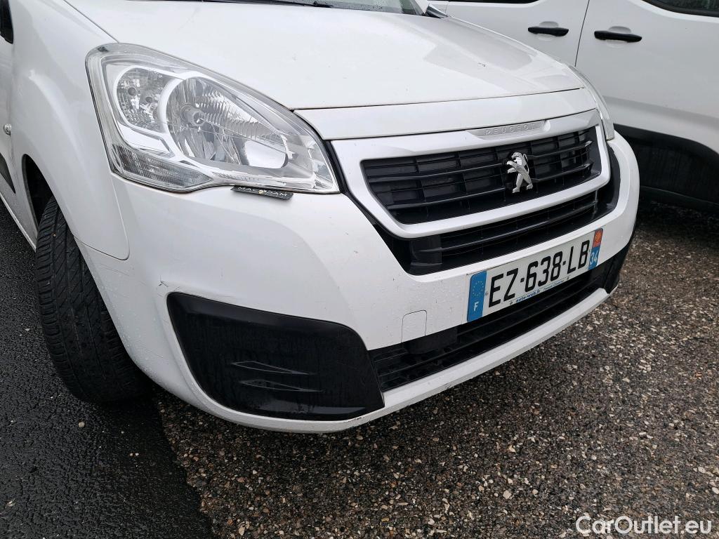  Peugeot  Partner PEUGEOT  Tepee / 2015 / 5P / monospace Puretech 110 S&S Active #19