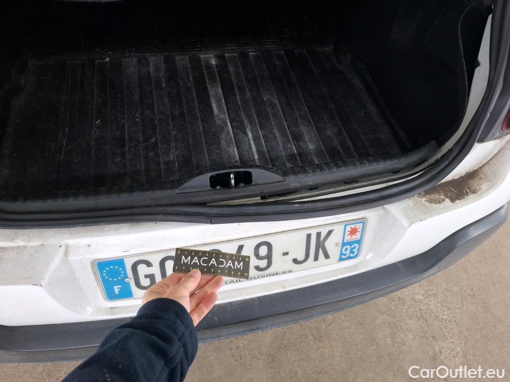  Citroen  C3  Société Feel 1.5 BlueHDI 100CV BVM6 E6dT #22