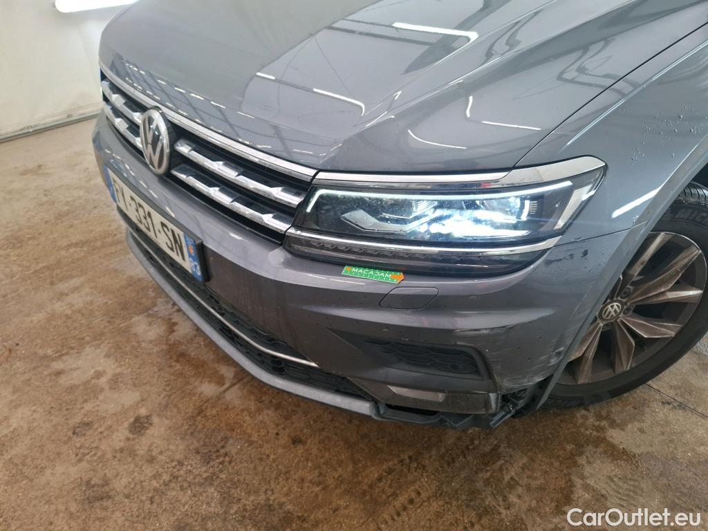  Volkswagen  Tiguan VOLKSWAGEN  Allspace / 2017 / 5P / SUV 2.0 TDI 150 DSG7 Carat #21