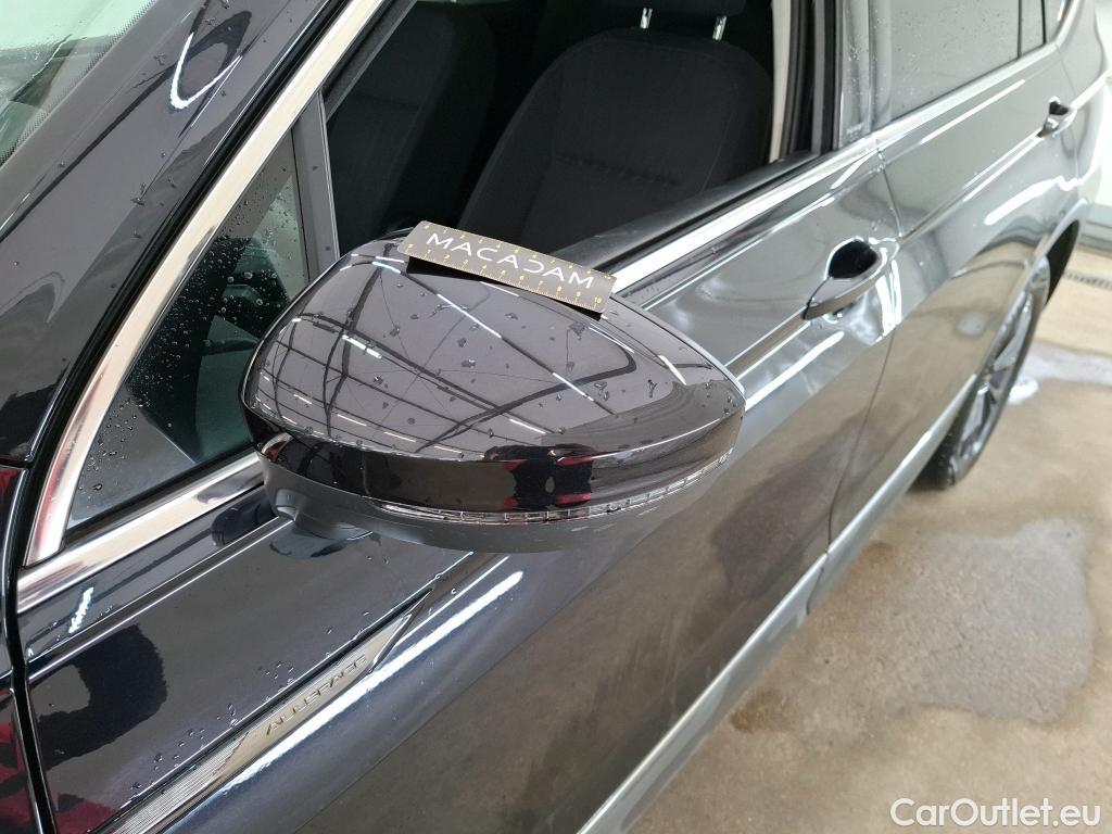  Volkswagen  Tiguan VOLKSWAGEN  Allspace / 2021 / 5P / SUV 2.0 TDI 150 DSG7 Life Business #18