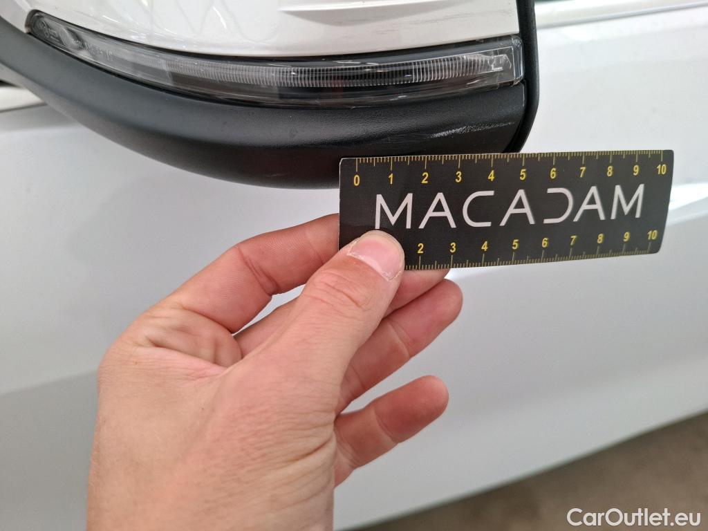  Bmw  Serie 1 BMW Série 1 / 2019 / 5P / Berline 116i DKG7 Business Design #39