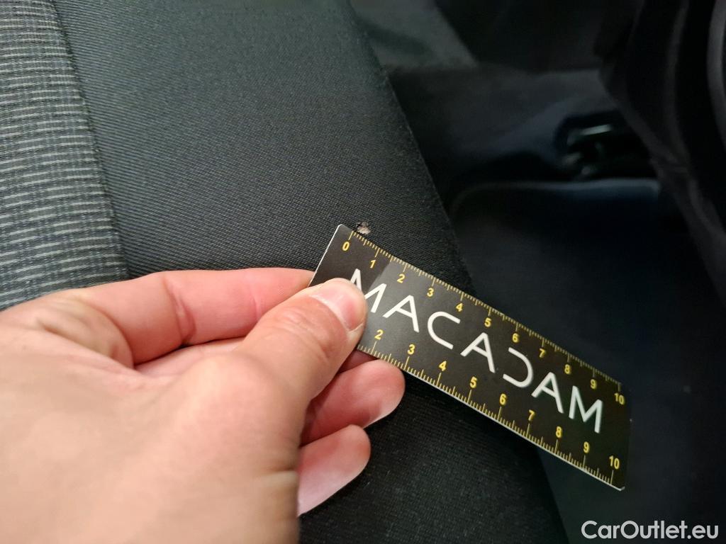  Bmw  Serie 1 BMW Série 1 / 2019 / 5P / Berline 116i DKG7 Business Design #25