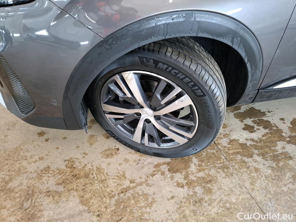  Peugeot  5008  Allure 1.2 PureTech 130CV BVM6 7 Sieges E6d #16