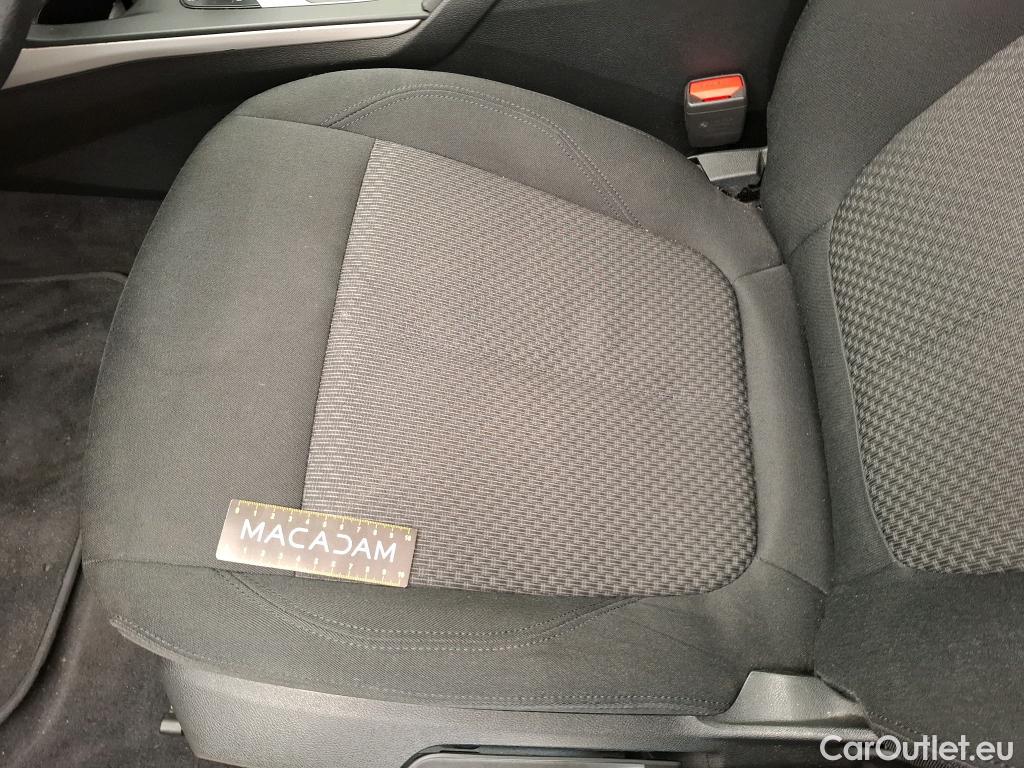  Bmw  Serie 1 BMW Série 1 / 2019 / 5P / Berline 116i DKG7 Business Design #22