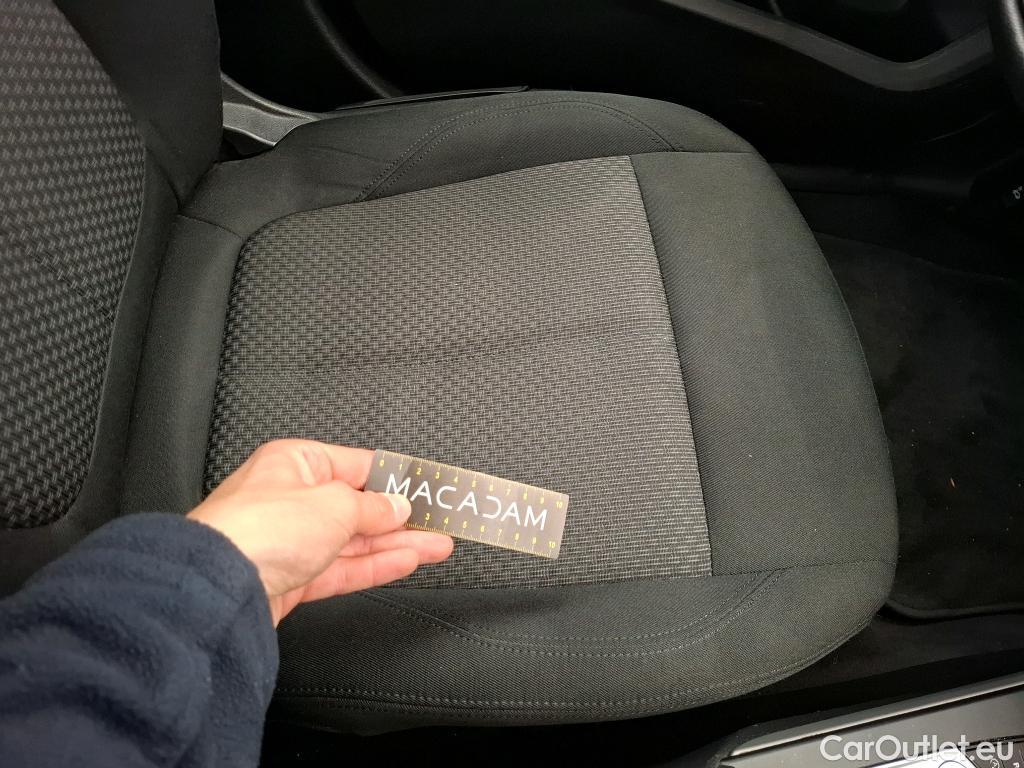  Bmw  Serie 1 BMW Série 1 / 2019 / 5P / Berline 116i DKG7 Business Design #27