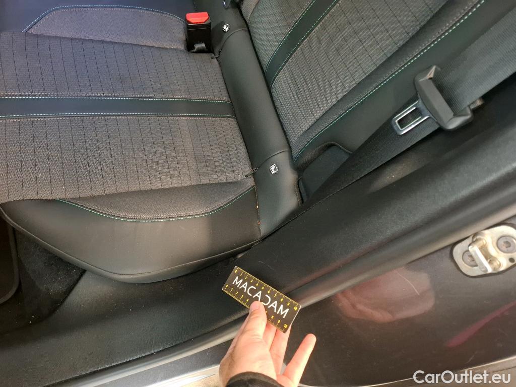  Peugeot  2008  Allure Business 1.5 HDi 110CV BVM6 E6d #47