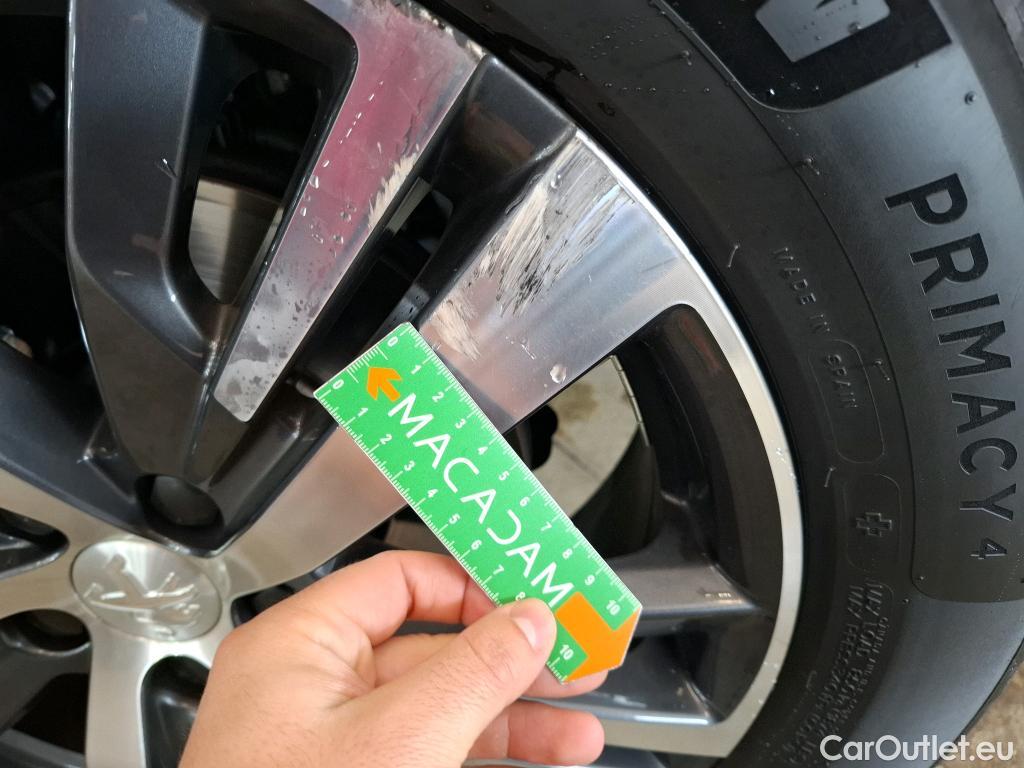  Peugeot  5008  Allure 1.2 PureTech 130CV BVM6 7 Sieges E6d #20