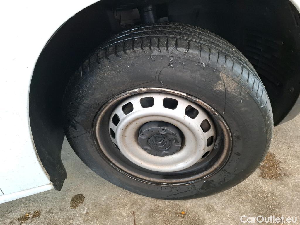  Citroen  Berlingo  Fourgon Club M 650 1.5 BlueHDi 75CV BVM5 E6dT #26