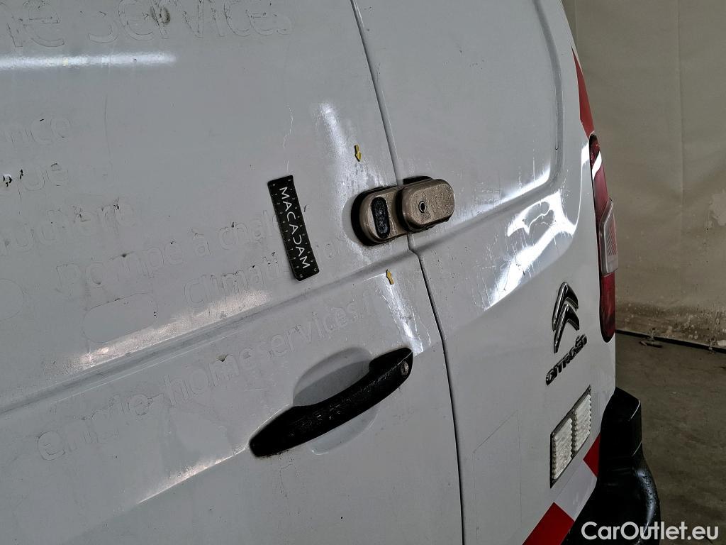  Citroen  Berlingo  Fourgon Club M 650 1.5 BlueHDi 75CV BVM5 E6dT #20