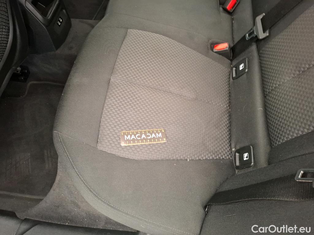  Bmw  Serie 1 BMW Série 1 / 2019 / 5P / Berline 116i DKG7 Business Design #20