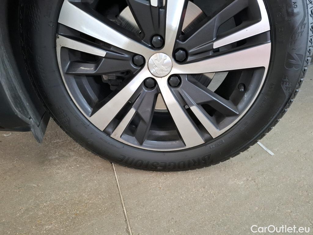  Peugeot  3008  Allure Business 1.2 PureTech 130CV BVA8 E6d #25