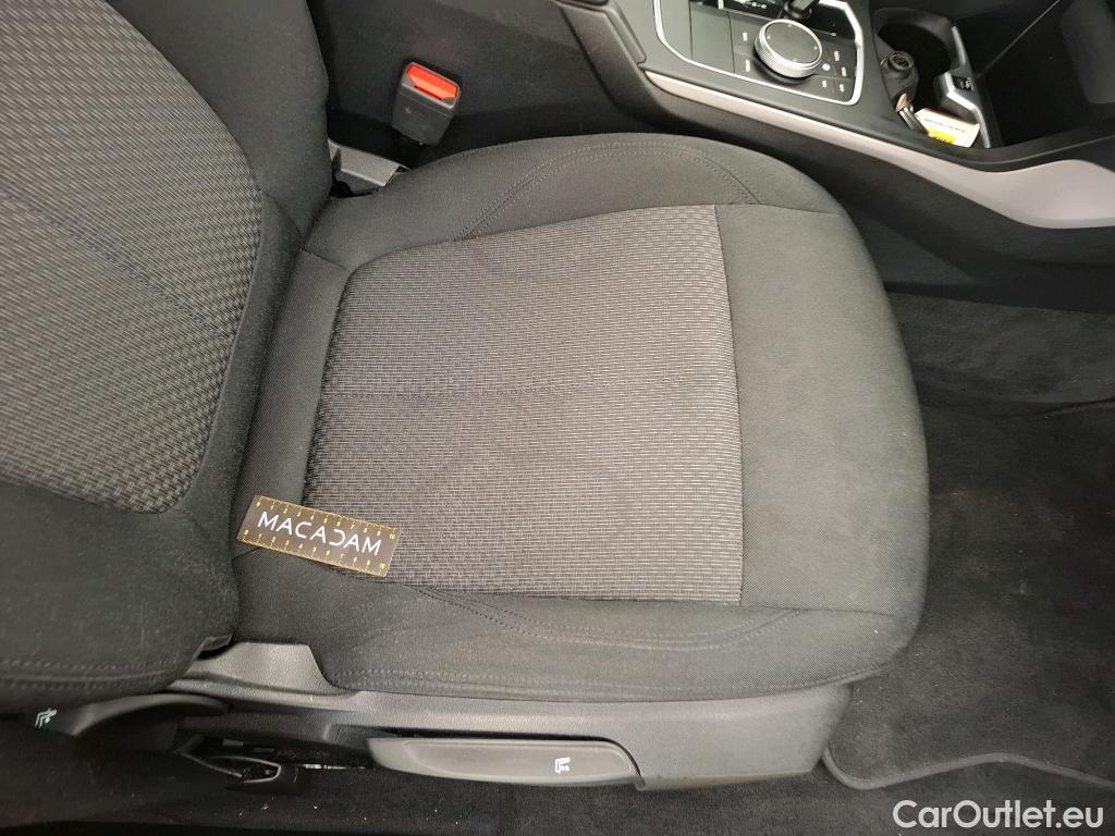  Bmw  Serie 1 BMW Série 1 / 2019 / 5P / Berline 116i DKG7 Business Design #26