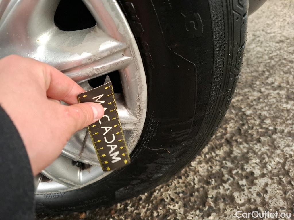  Citroen  C3  Feel 1.2 PureTech 80CV BVM5 E6 #32