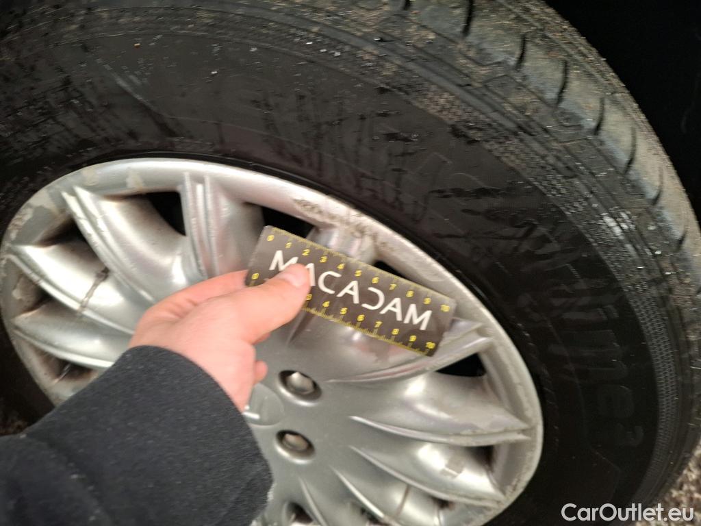  Citroen  C3  Feel 1.2 PureTech 80CV BVM5 E6 #33