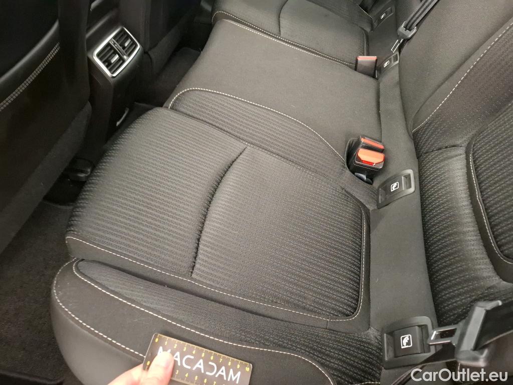  Renault  Megane RENAULT Mégane Berline / 2015 / 5P / Berline Business Blue dCi 95 #16