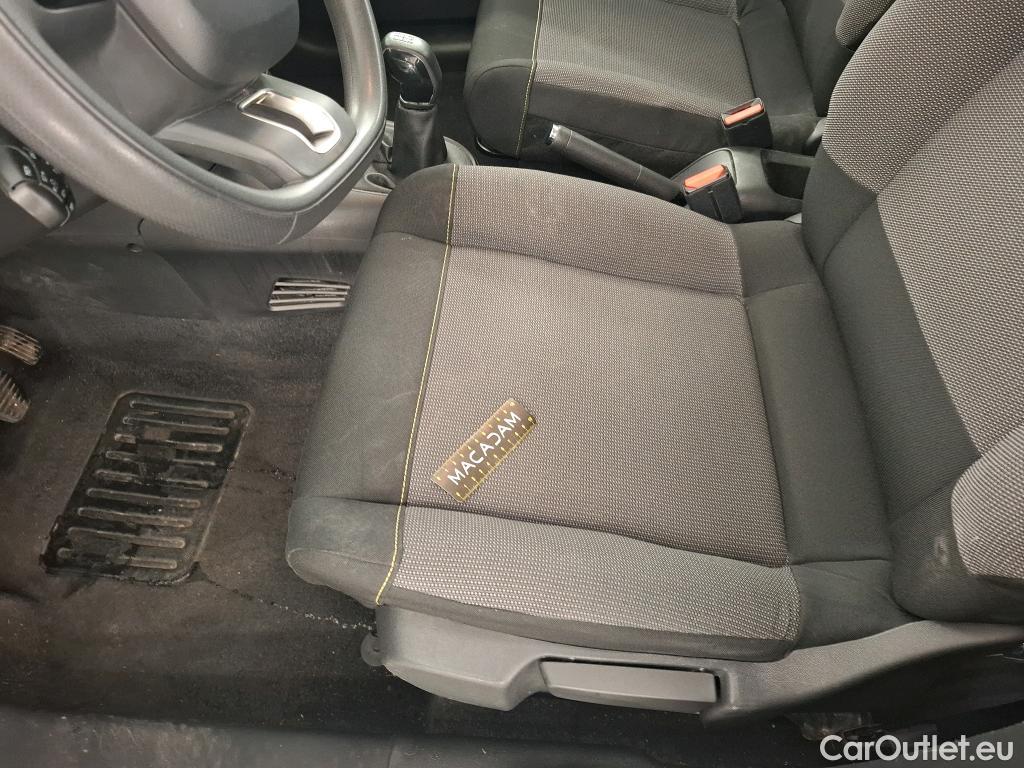  Citroen  C3  Feel 1.2 PureTech 80CV BVM5 E6 #37