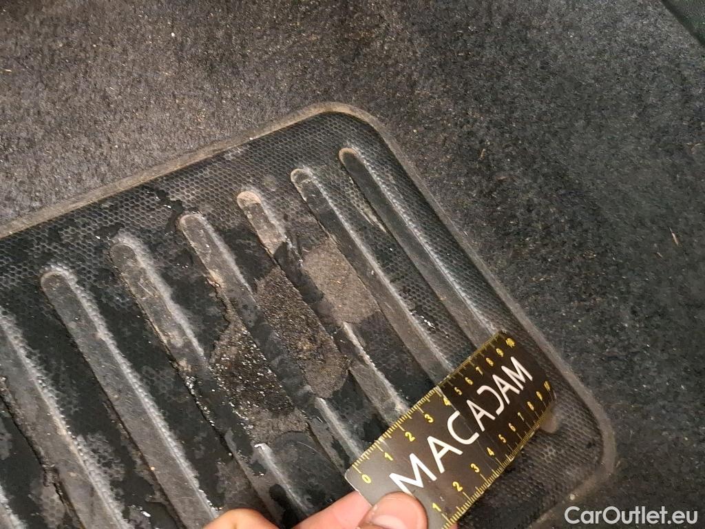  Citroen  C3  Feel 1.2 PureTech 80CV BVM5 E6 #15