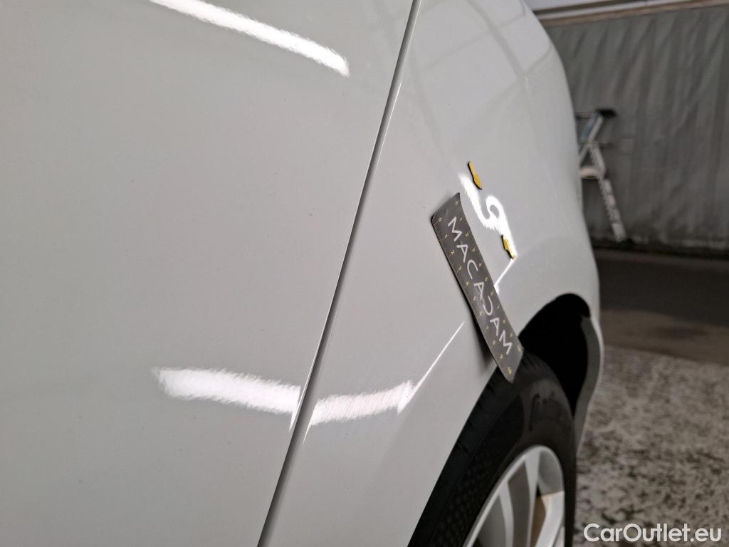  Renault  Megane RENAULT Mégane Berline / 2015 / 5P / Berline Business Blue dCi 95 #12