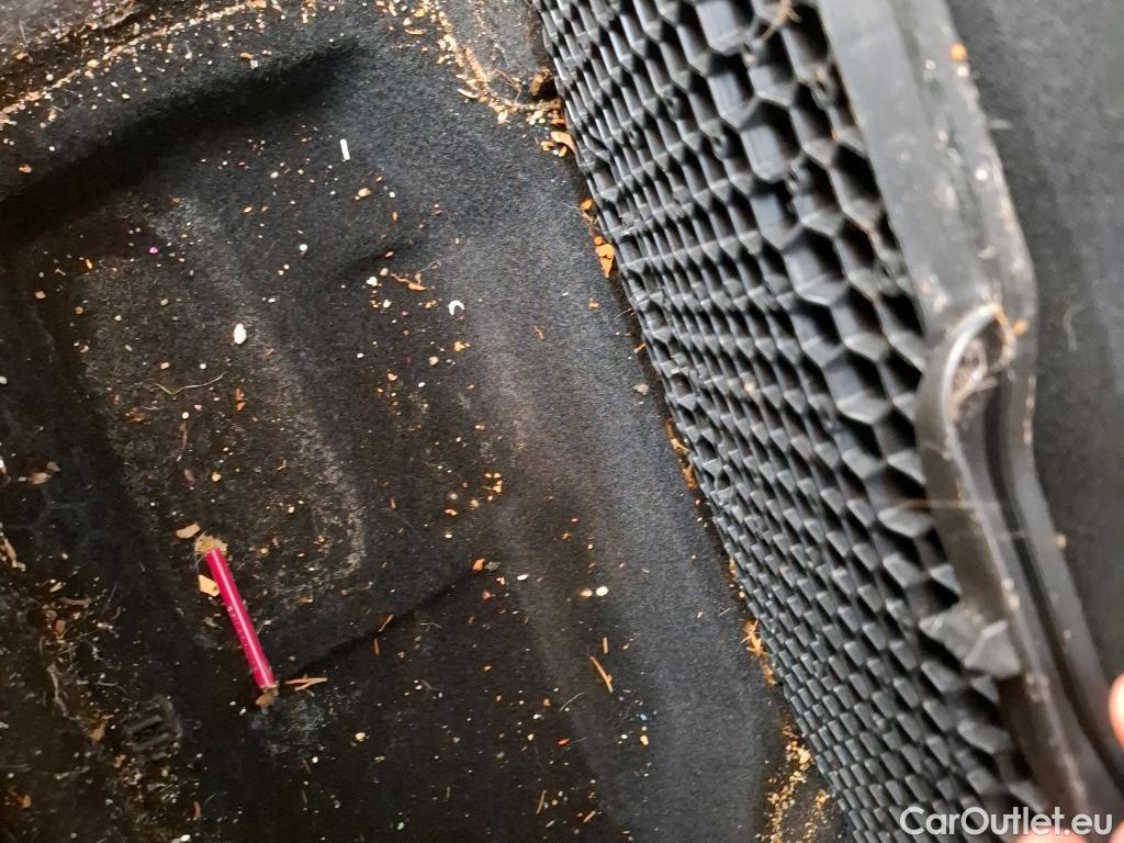  Peugeot  5008 PEUGEOT  5p SUV BlueHDi 130 S&S ACTIVE BUSINESS #9