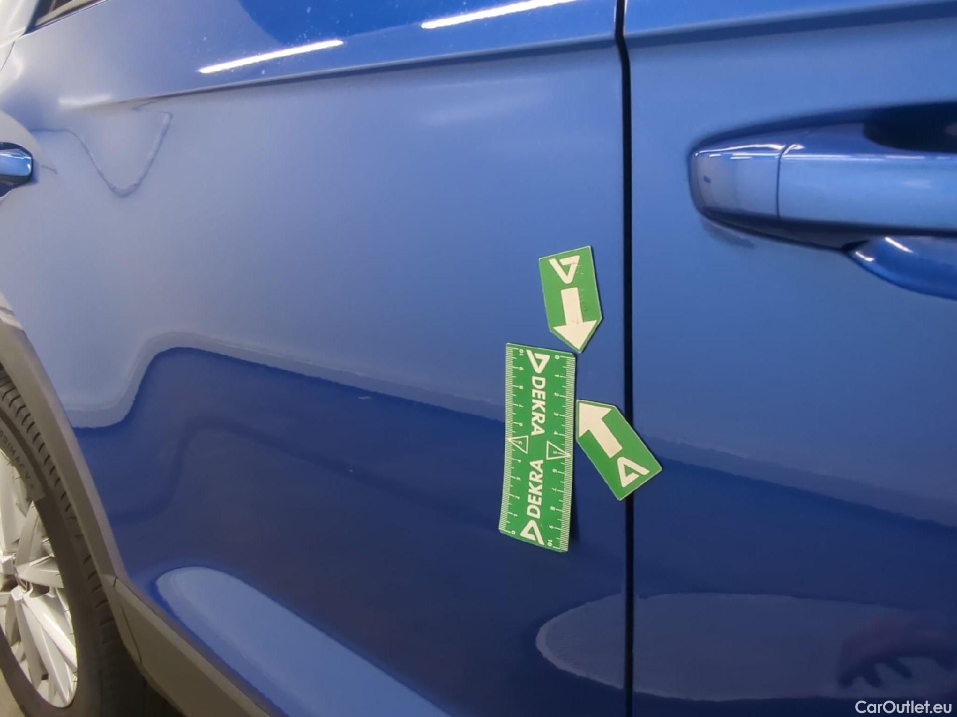  Volkswagen  T-ROC VOLKSWAGEN  / 2017 / 5P / SUV 1.0 TSI 110 LOUNGE BUSINESS #4