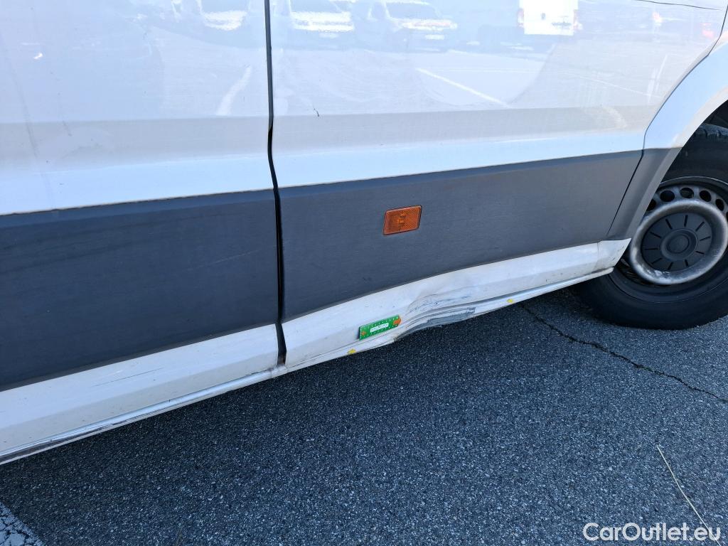  Volkswagen  Crafter  Fourgon Fourgon 30 mittlerer Radstand mit Hochdach FWD 2.0 #5