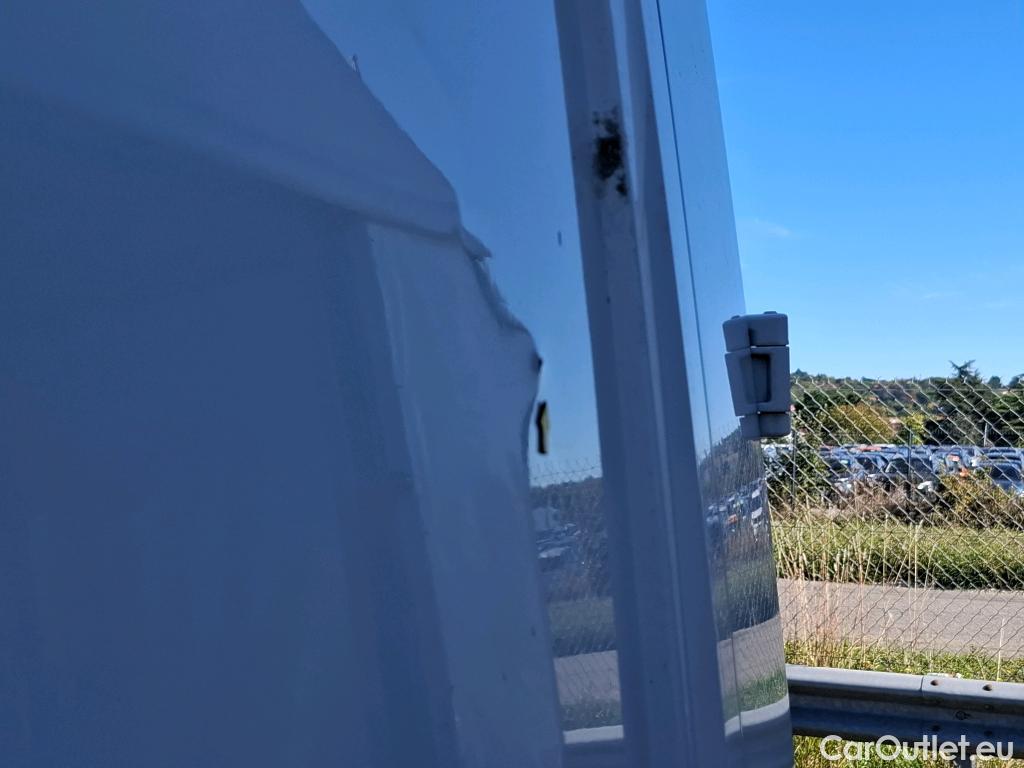  Volkswagen  Crafter  Fourgon Fourgon 30 mittlerer Radstand mit Hochdach FWD 2.0 #83