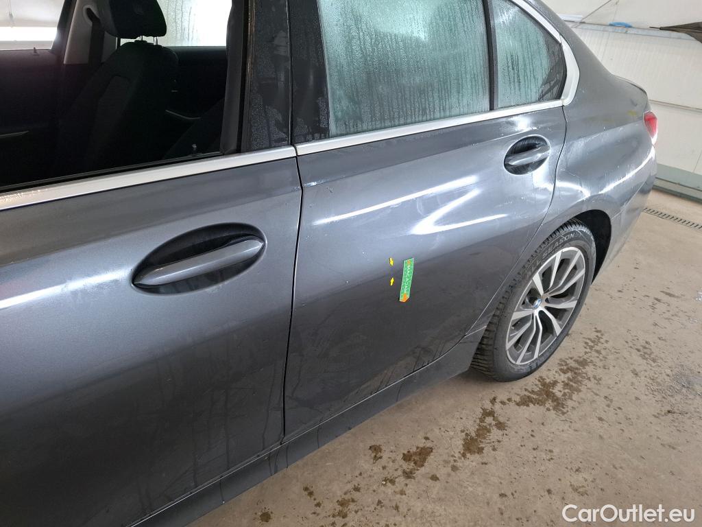  Bmw  Serie 3 BMW Série 3 Berline / 2018 / 4P / Berline 330e 292ch Business Design BVA8 Hybride #3