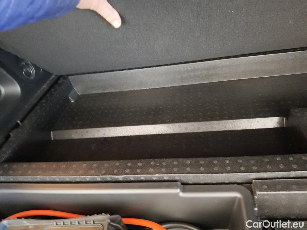  Citroen  C5 CITROEN  Aircross  2018  5P  SUV Hybrid 225 ëEAT8 Business #4