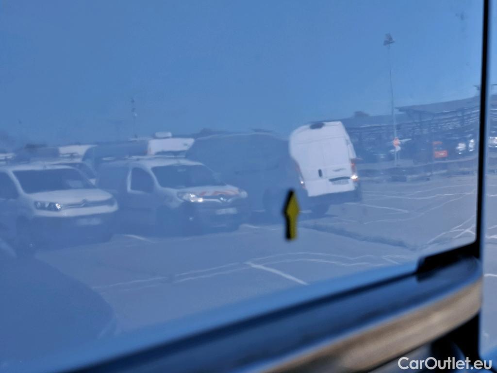  Volkswagen  Crafter  Fourgon Fourgon 30 mittlerer Radstand mit Hochdach FWD 2.0 #20