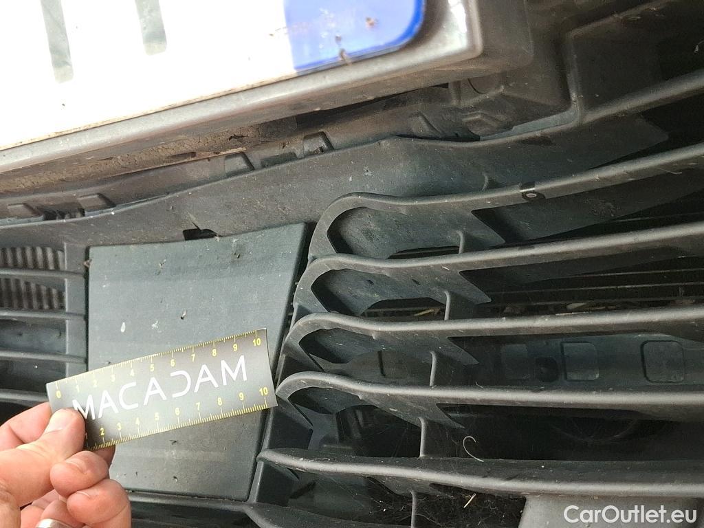  Peugeot  2008  Allure Business 1.5 HDi 130CV BVA8 E6d #15