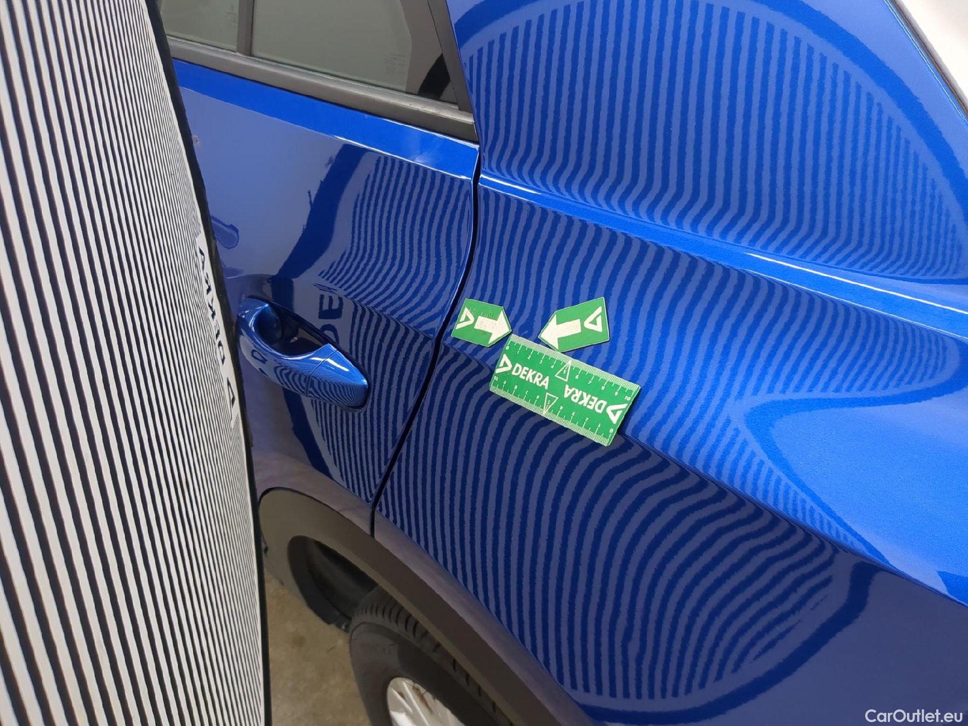  Volkswagen  T-ROC VOLKSWAGEN  / 2017 / 5P / SUV 1.0 TSI 110 LOUNGE BUSINESS #24