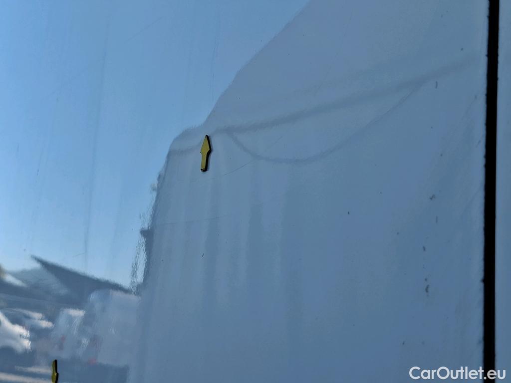  Volkswagen  Crafter  Fourgon Fourgon 30 mittlerer Radstand mit Hochdach FWD 2.0 #77