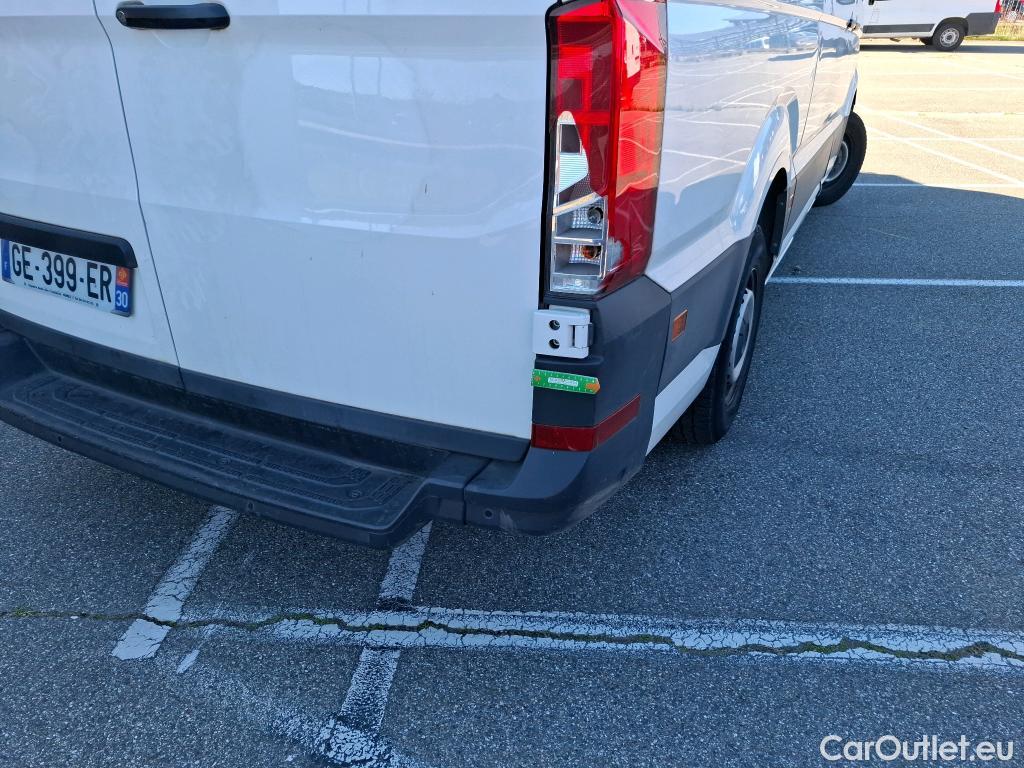  Volkswagen  Crafter  Fourgon Fourgon 30 mittlerer Radstand mit Hochdach FWD 2.0 #102