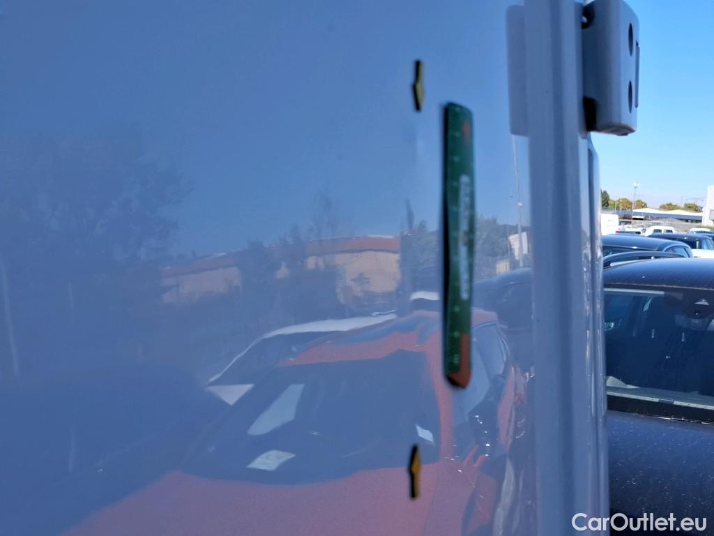  Volkswagen  Crafter  Fourgon Fourgon 30 mittlerer Radstand mit Hochdach FWD 2.0 #41