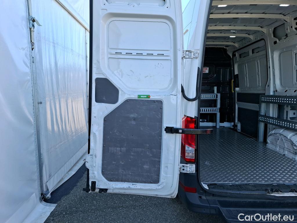  Volkswagen  Crafter  Fourgon Fourgon 30 mittlerer Radstand mit Hochdach FWD 2.0 #62