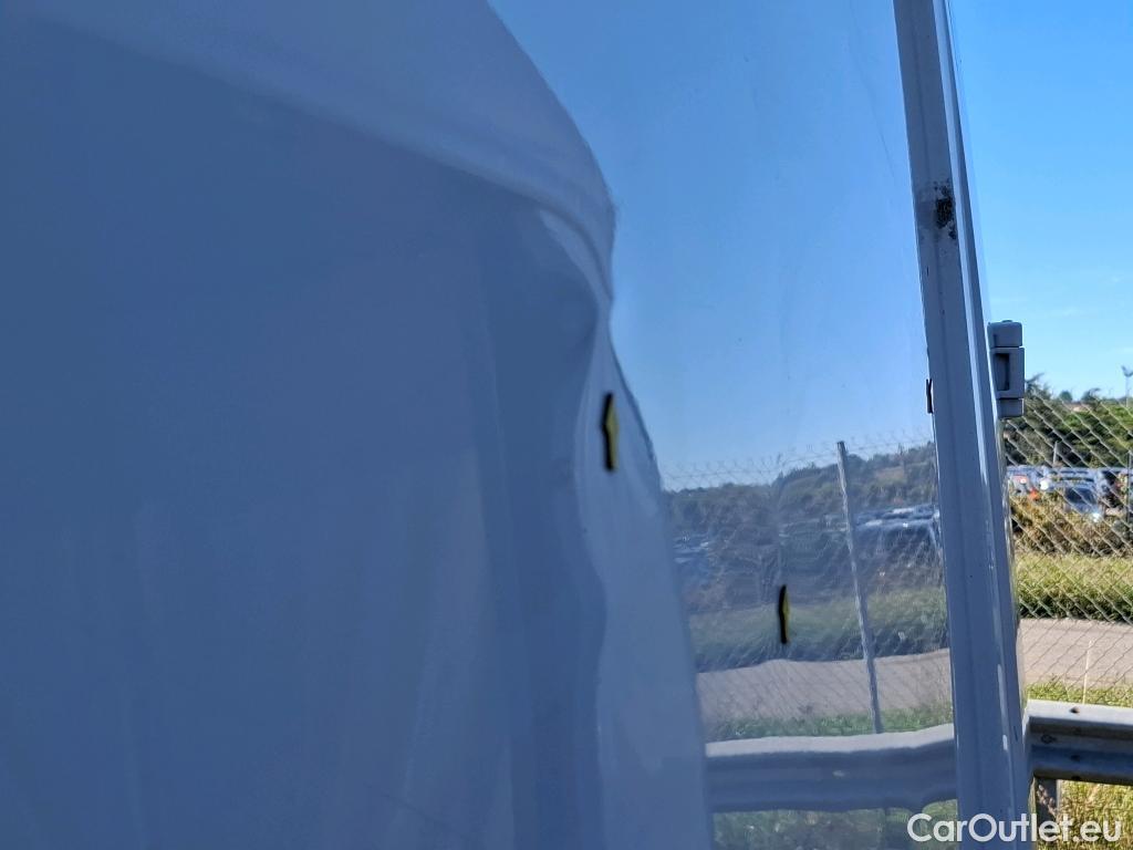  Volkswagen  Crafter  Fourgon Fourgon 30 mittlerer Radstand mit Hochdach FWD 2.0 #80