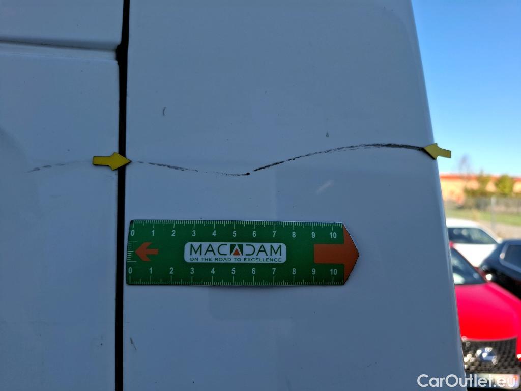  Volkswagen  Crafter  Fourgon Fourgon 30 mittlerer Radstand mit Hochdach FWD 2.0 #49