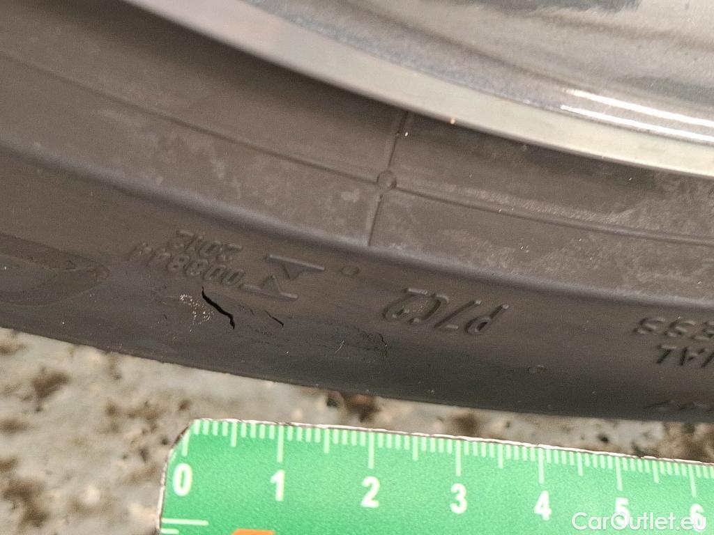  Bmw  Serie 1 Série 1 Berline 118 i Edition Sport 1.5 135CV BVA7 E6d #9