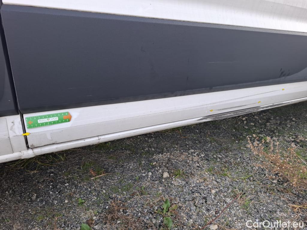  Volkswagen  Crafter  Fourgon Fourgon 30 mittlerer Radstand mit Hochdach FWD 2.0 #33