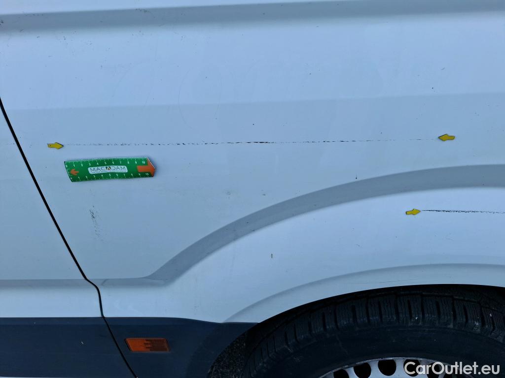  Volkswagen  Crafter  Fourgon Fourgon 30 mittlerer Radstand mit Hochdach FWD 2.0 #87