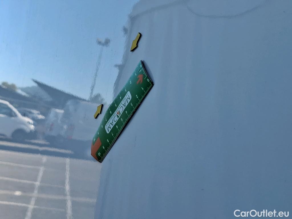  Volkswagen  Crafter  Fourgon Fourgon 30 mittlerer Radstand mit Hochdach FWD 2.0 #75