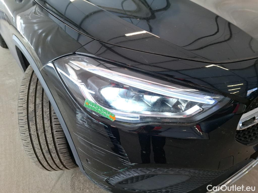  Mercedes  GLA MERCEDES-BENZ  / 2020 / 5P / SUV 1.3  200 BUSINESS LINE DCT #1